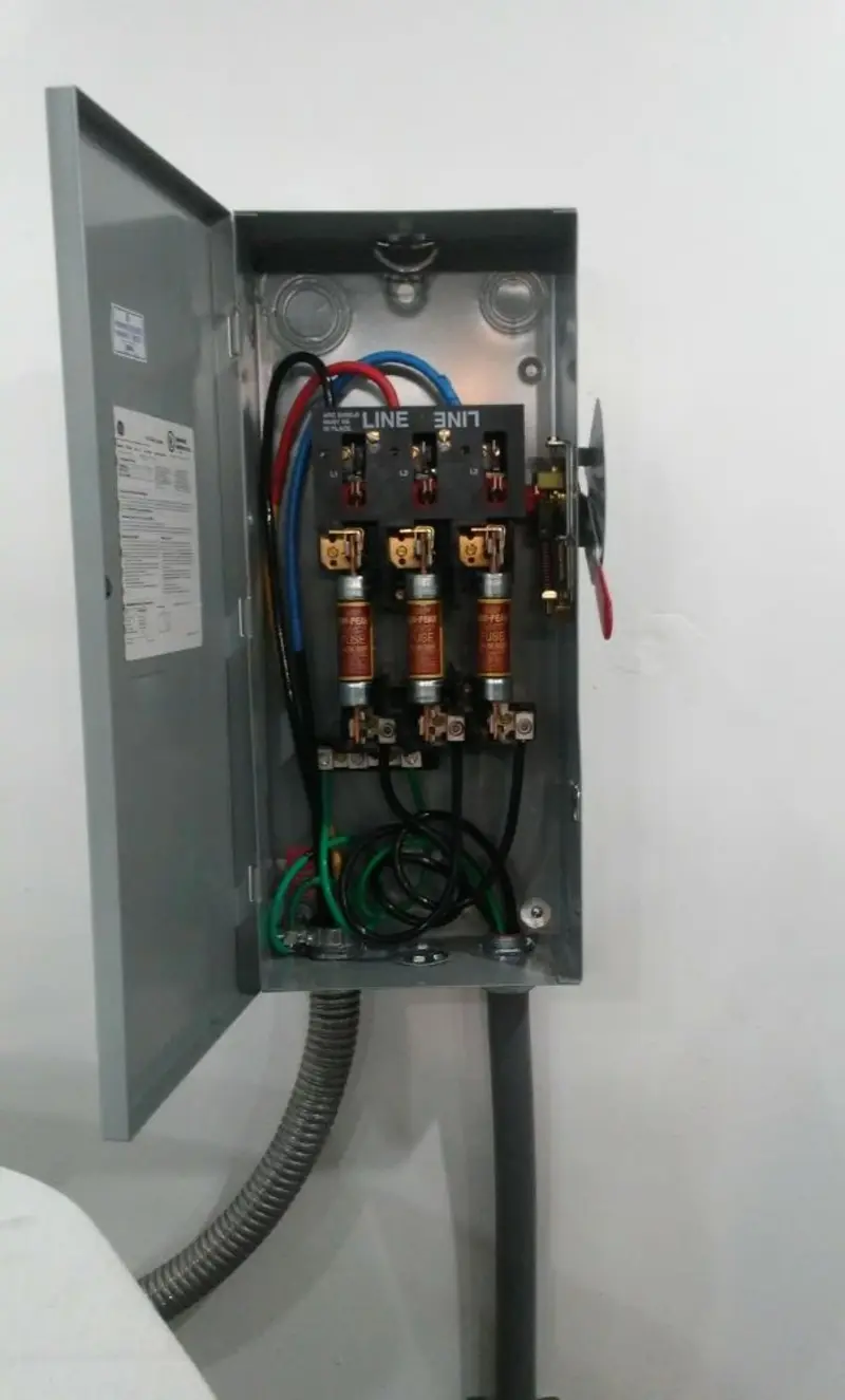Three-phase disconnect switch installed for Electrical Wiring & Rewiring in Santee